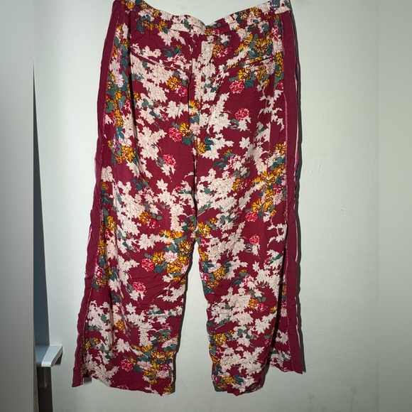 ✨ Anthropologie Akemi + Kin Floral Wide-Leg Pants - Picture 8 of 10